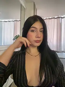  HannahFox  online show from May 9, 5:38 pm