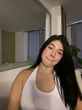  HannahFox  online show from May 13, 11:01 pm