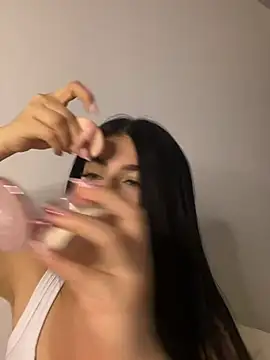  HannahFox  online show from February 20, 11:39 pm