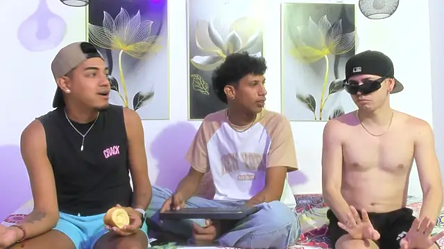 Red Diamond Guys online show from February 12, 11:59 pm