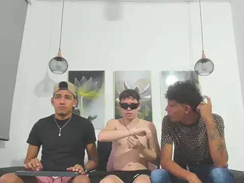 Red Diamond Guys online show from February 1, 10:41 pm