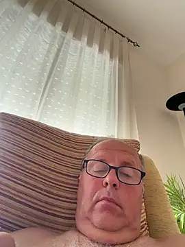 YachtCaptain10 online show from June 10, 4:30 pm