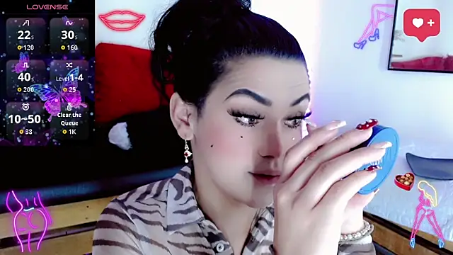 Snapshot of NathalialLooes chatting on February 14, 9:37 pm NathalialLooes online show from February 14, 9:37 pm