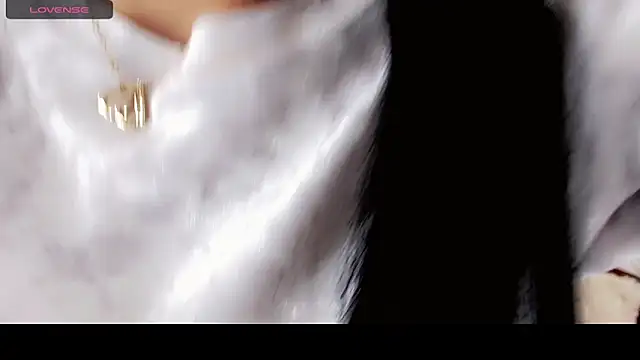 NathalialLooes online show from March 27, 5:05 am