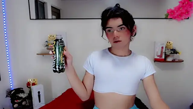 NathalialLooes online show from March 9, 5:55 am