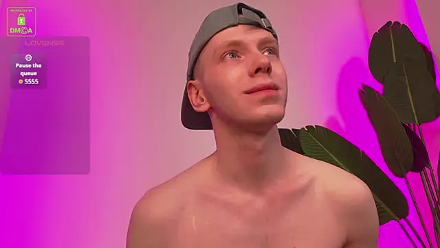 Snapshot of ZidNevil chatting on March 3, 8:16 pm ZidNevil online show from March 3, 8:16 pm