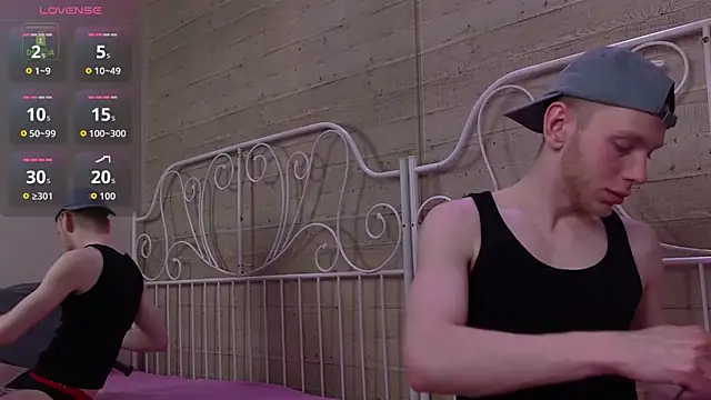 Snapshot of ZidNevil chatting on February 15, 8:30 pm ZidNevil online show from February 15, 8:30 pm