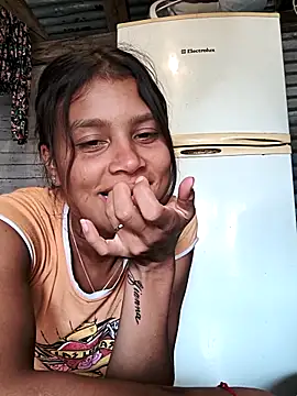 Snapshot of Morochitamika chatting on April 17, 5:38 pm Morochitamika online show from April 17, 5:38 pm