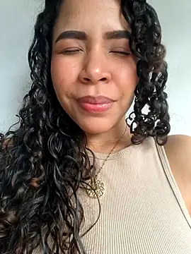 Snapshot of AshlyViper chatting on February 8, 10:29 pm AshlyViper online show from February 8, 10:29 pm