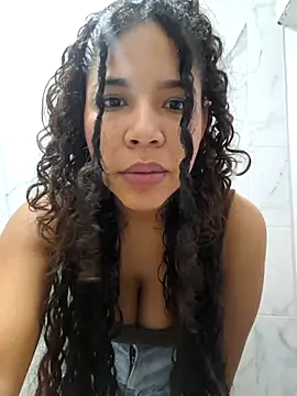 Snapshot of AshlyViper chatting on February 15, 10:52 pm AshlyViper online show from February 15, 10:52 pm