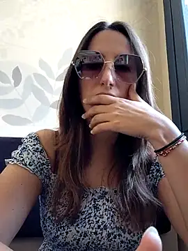 Snapshot of Alexdevil92 chatting on July 8, 8:15 am Alexdevil92 online show from July 8, 8:15 am