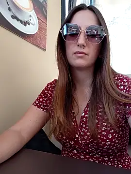 Snapshot of Alexdevil92 chatting on June 7, 9:25 am Alexdevil92 online show from June 7, 9:25 am