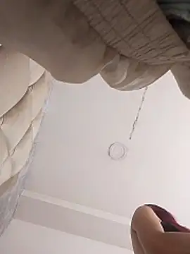 CleoFoxx  online show from April 12, 12:30 pm