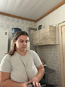 AlyaX X online show from March 20, 1:45 pm