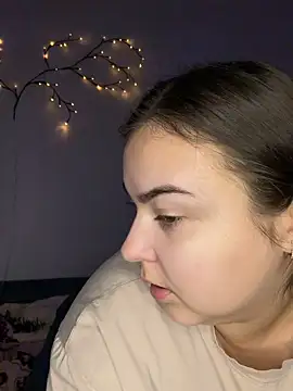 AlyaX X online show from February 4, 1:28 pm