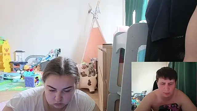 AlyaX X online show from April 10, 1:07 pm