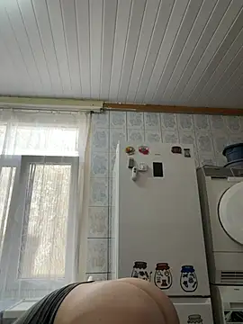 Snapshot of AlyaX_X chatting on July 10, 2:28 pm AlyaX X online show from July 10, 2:28 pm