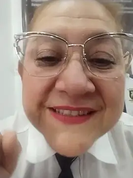 Snapshot of JULIETA_21- chatting on May 19, 1:18 pm JULIETA 21- online show from May 19, 1:18 pm
