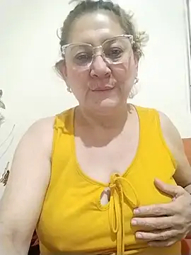 Snapshot of JULIETA_21- chatting on June 30, 1:49 am JULIETA 21- online show from June 30, 1:49 am