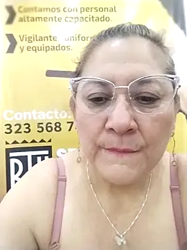 Snapshot of JULIETA_21- chatting on April 18, 1:13 pm JULIETA 21- online show from April 18, 1:13 pm