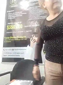 Snapshot of JULIETA_21- chatting on June 3, 1:23 pm JULIETA 21- online show from June 3, 1:23 pm