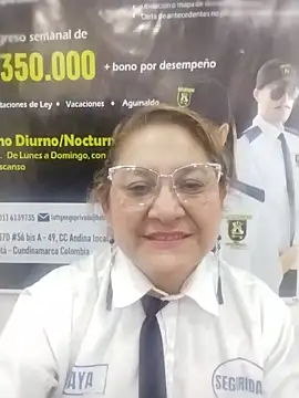 Snapshot of JULIETA_21- chatting on June 4, 4:11 pm JULIETA 21- online show from June 4, 4:11 pm