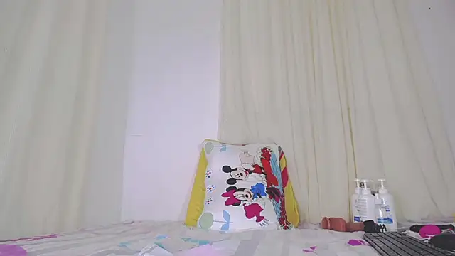 katy deep online show from March 7, 10:04 pm