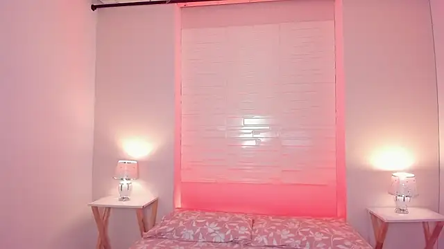 GabbyOwenn online show from April 11, 4:20 am