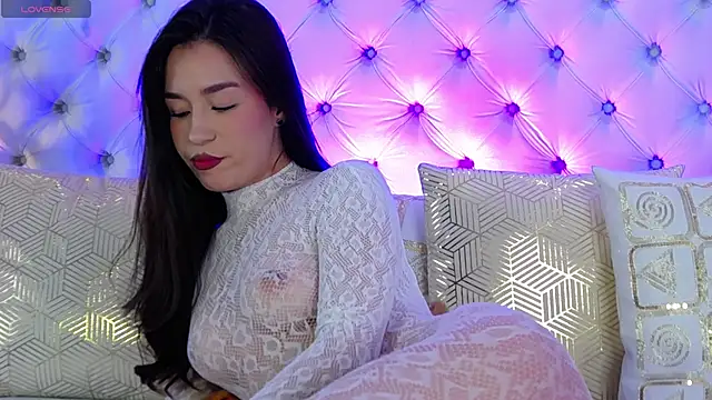 TamaraGreys online show from February 13, 1:33 pm