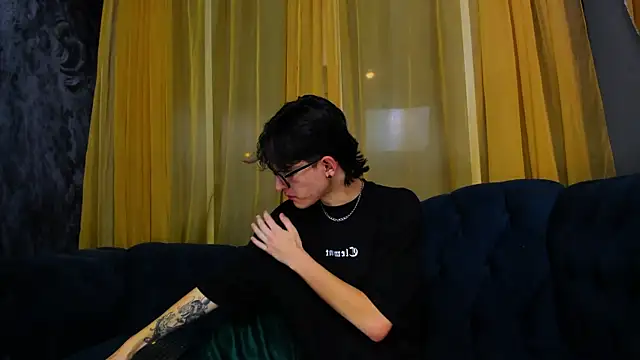 Jax valentine online show from February 4, 10:49 pm