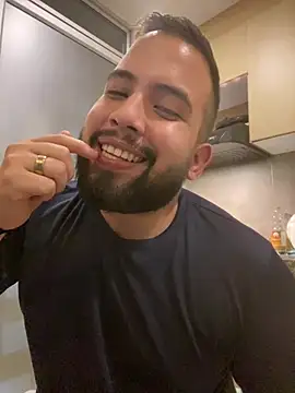 Dalton s online show from February 10, 4:11 am