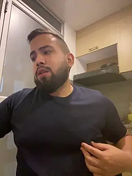 Dalton s online show from April 3, 2:18 am