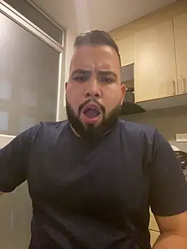 Dalton s online show from March 10, 12:36 am