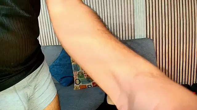 Snapshot of DaveParker_ chatting on July 6, 1:29 pm DaveParker online show from July 6, 1:29 pm