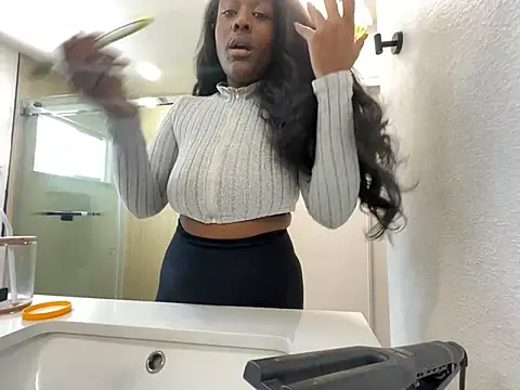 Anadia Starr online show from May 1, 7:30 pm