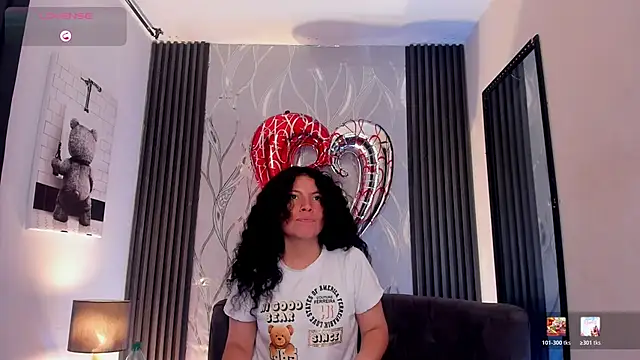 Zoe-yanin online show from February 16, 7:01 pm