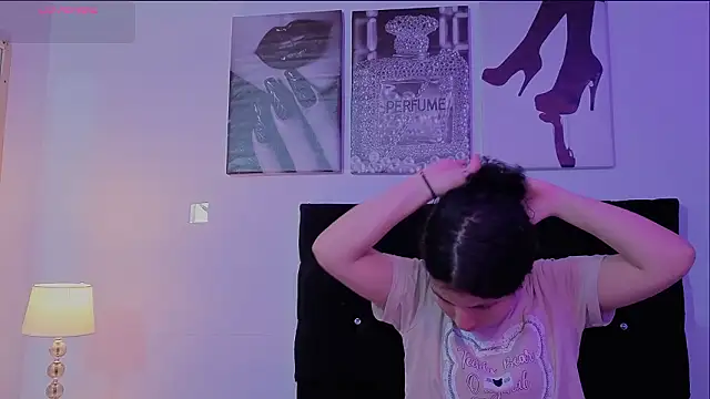 Zoe-yanin online show from March 9, 6:55 pm