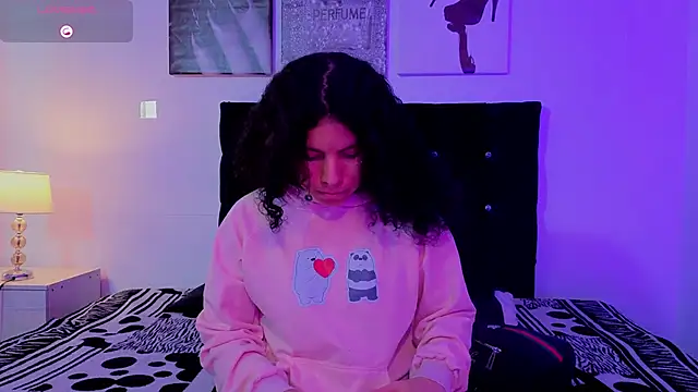 Zoe-yanin online show from February 26, 6:52 pm