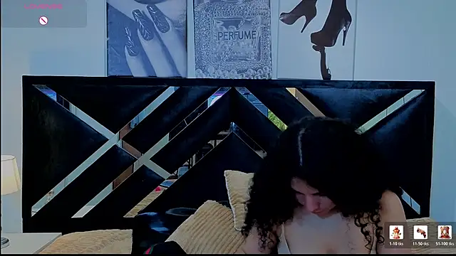 Zoe-yanin online show from April 4, 6:47 pm