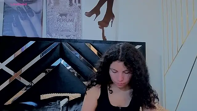 Zoe-yanin online show from April 8, 7:04 pm