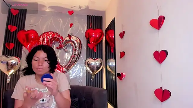 Zoe-yanin online show from February 14, 6:52 pm