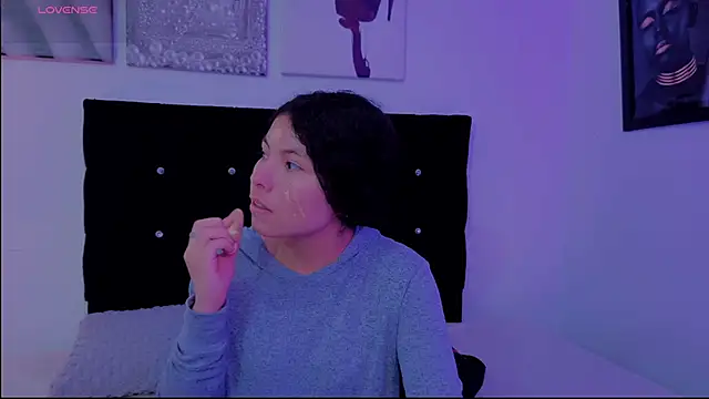 Zoe-yanin online show from March 23, 7:14 pm