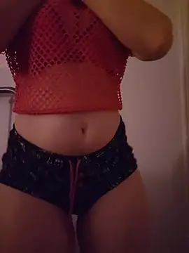 Snapshot of missydollxo chatting on February 5, 7:15 am missydollxo online show from February 5, 7:15 am