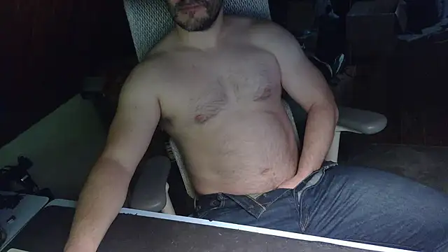 under the desk40 online show from April 23, 10:00 am