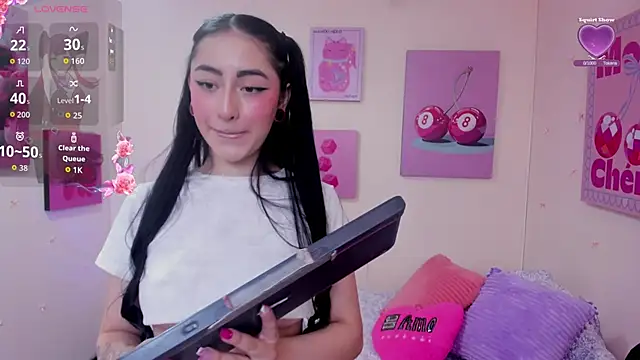 Maddie Rosee online show from February 5, 3:35 am