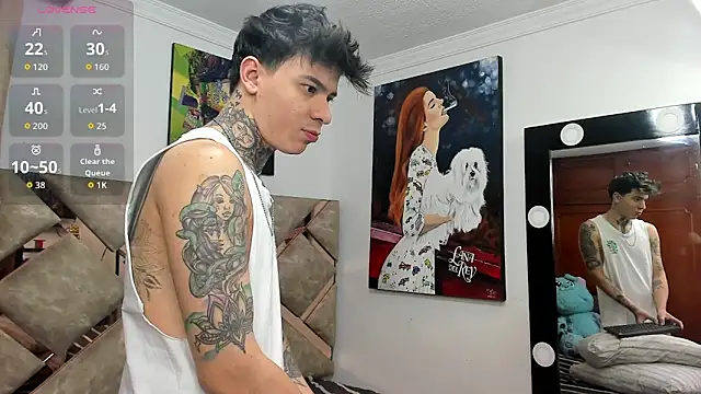 Snapshot of logan_smith02 chatting on February 23, 5:41 am logan smith02 online show from February 23, 5:41 am