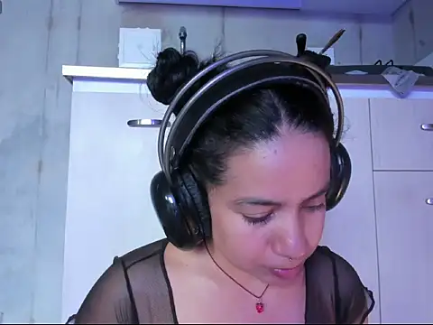 Snapshot of chiarafustox chatting on July 16, 9:45 pm chiarafustox online show from July 16, 9:45 pm