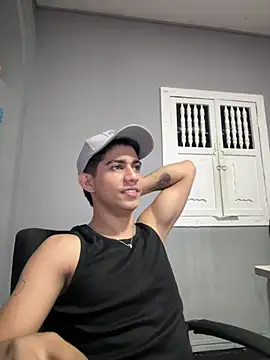 Thiago Olsen online show from February 10, 6:34 am