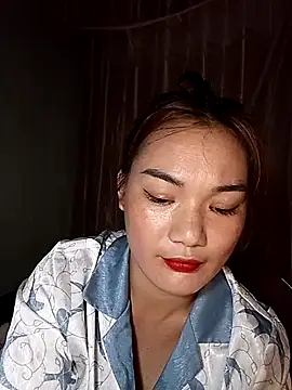 Snapshot of AYW-29 chatting on February 25, 2:45 am AYW-29 online show from February 25, 2:45 am