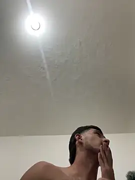 jhayko22 online show from April 9, 6:30 am